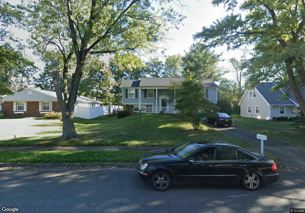 13005 Melville Ln, Fairfax, VA 22033 - photo 1