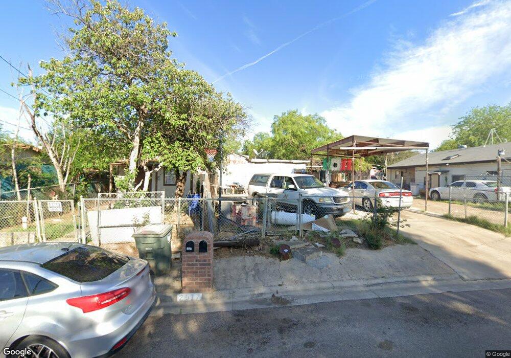 2517 Sanders Ave, Laredo, TX 78040 - photo 1