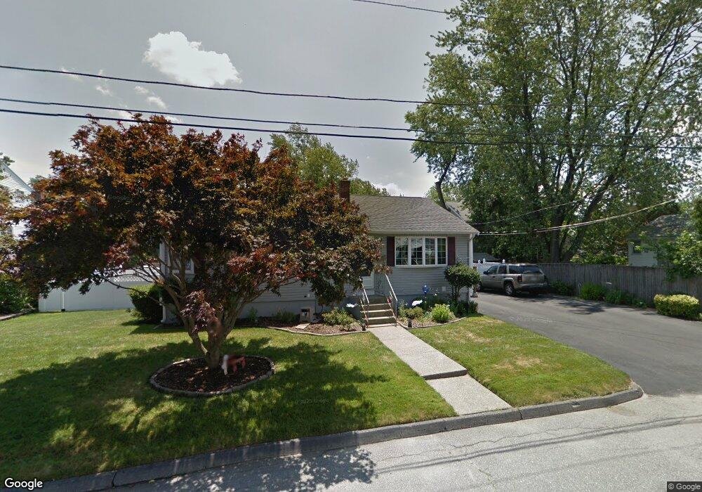 2 Benson St, Worcester, MA 01604 - photo 1