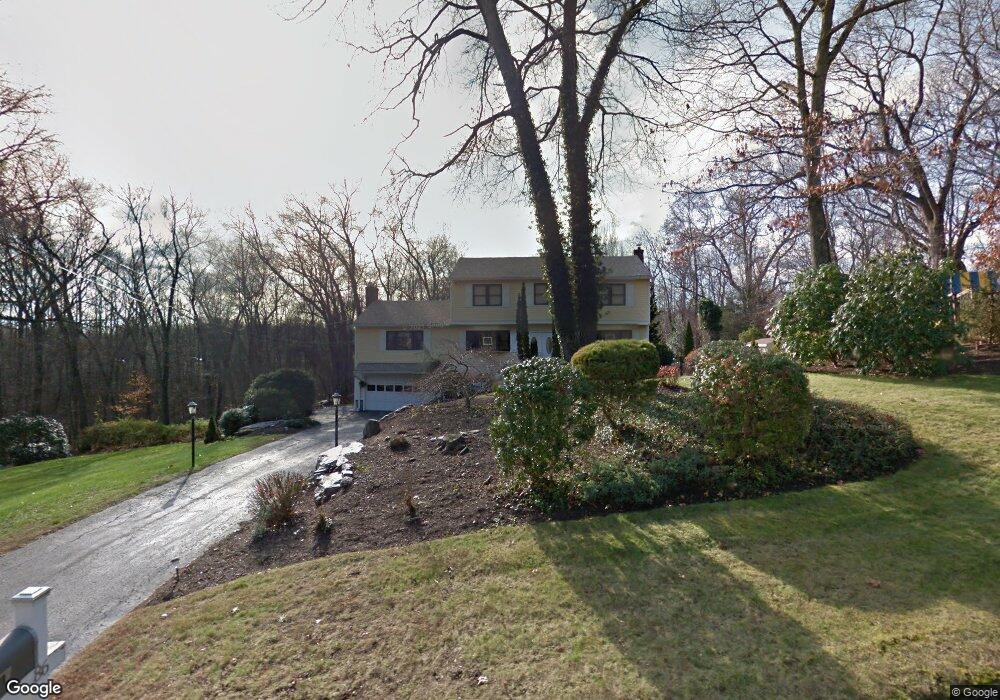 86 Old Hollow Rd, Trumbull, CT 06611 - photo 1