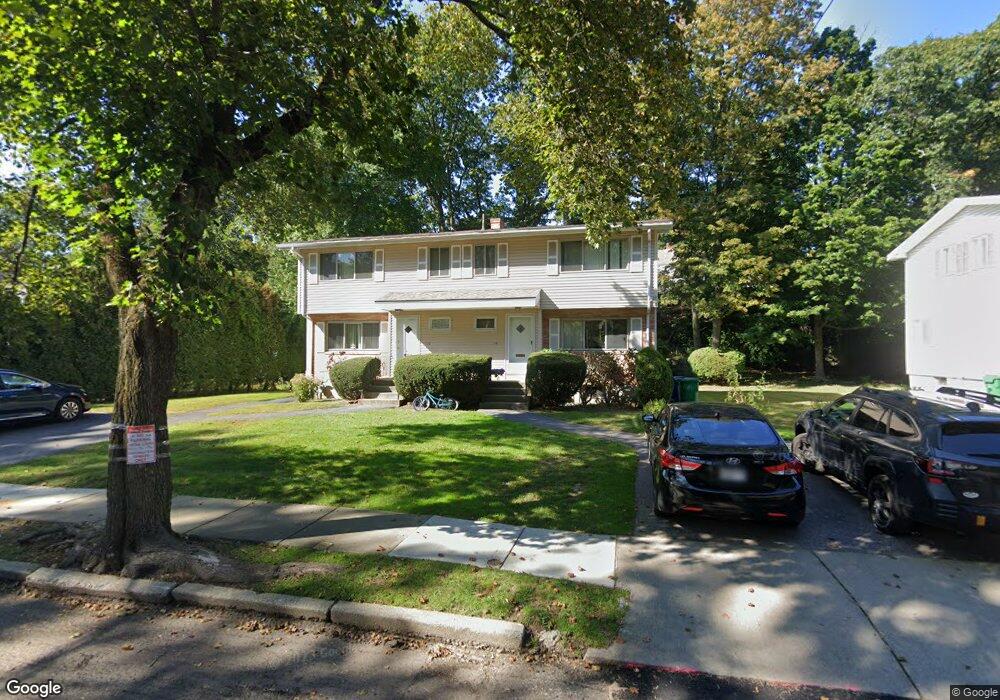 69 Thurston Rd unit 71, Newton Upper Falls, MA 02464 - photo 1