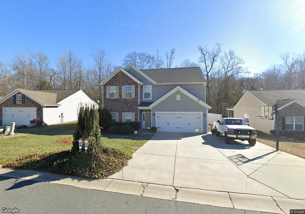 1621 Beleek Ridge Ln, Clover, SC 29710 - photo 1