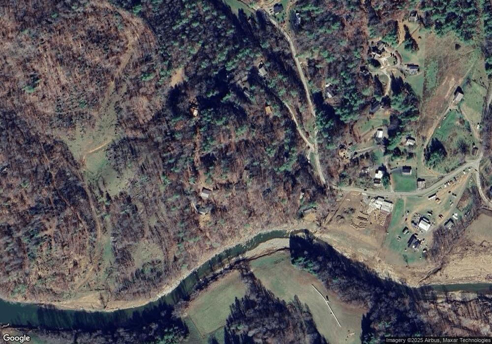 380 River Ridge Dr unit 12, Burnsville, NC 28714 - photo 1