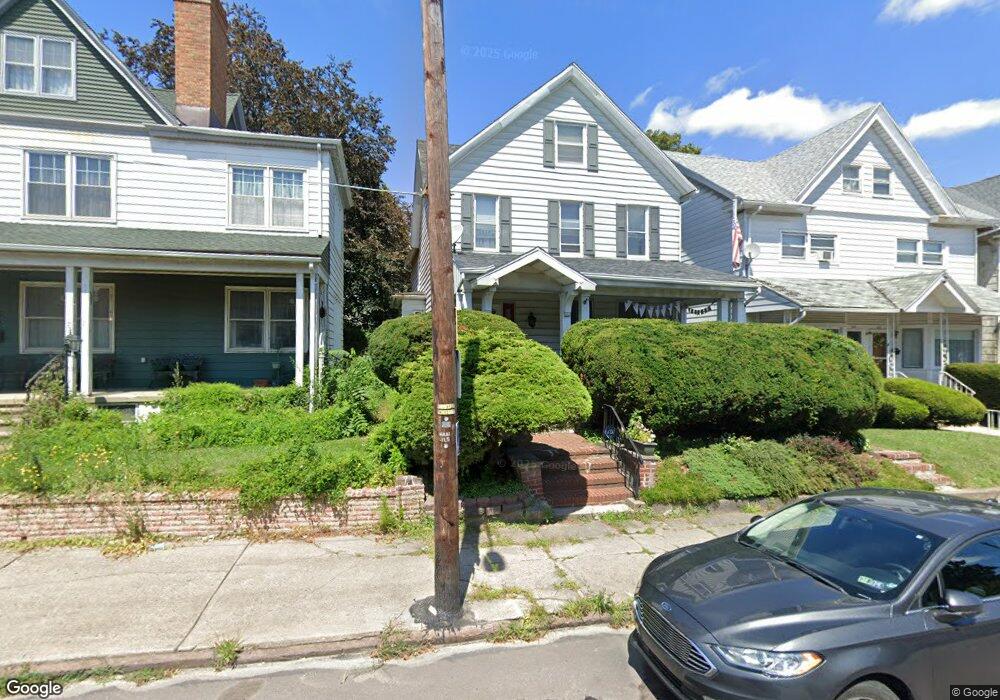 523 W Diamond Ave, Hazleton, PA 18201 - photo 1