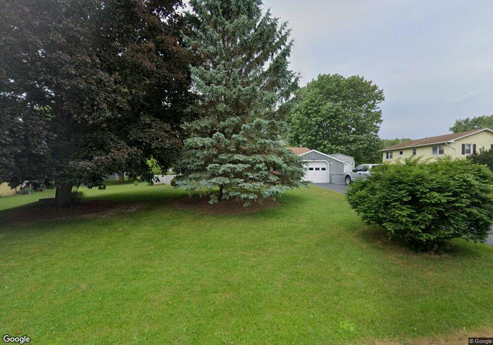 808 Leta Ln, Chittenango, NY 13037 - photo 1