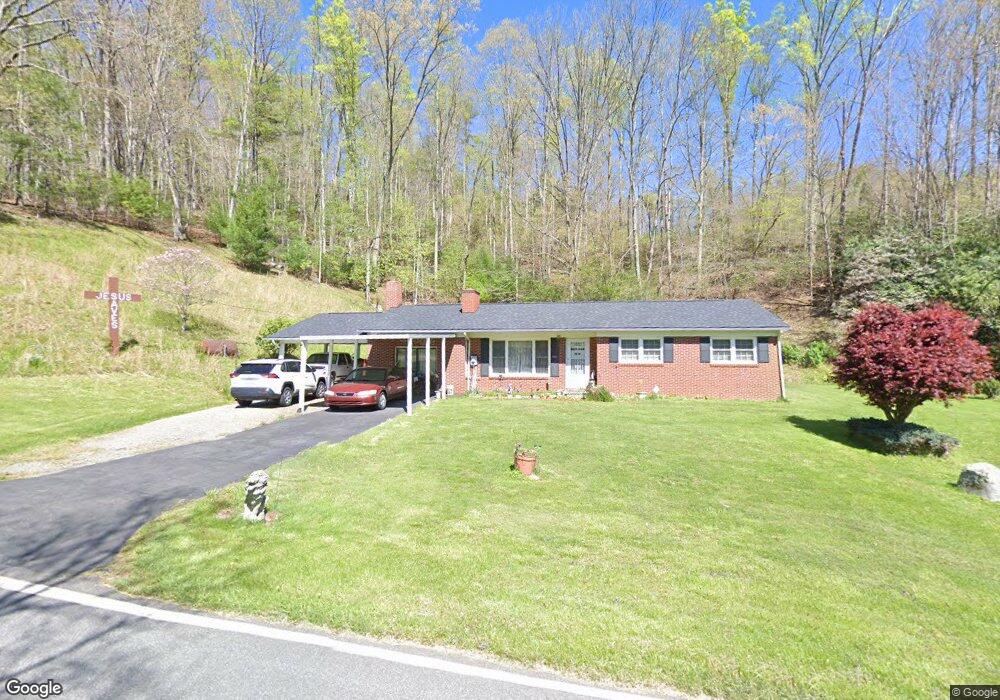 1020 Hardscrabble Rd, Burnsville, NC 28714 - photo 1