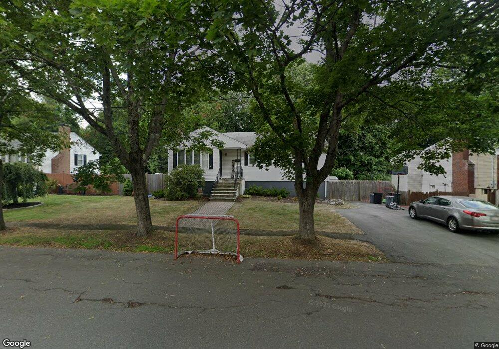 31 Cliftondale Ave, Saugus, MA 01906 - photo 1