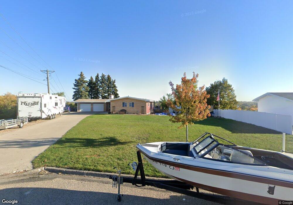 320 15th St SW, Jamestown, ND 58401 - photo 1