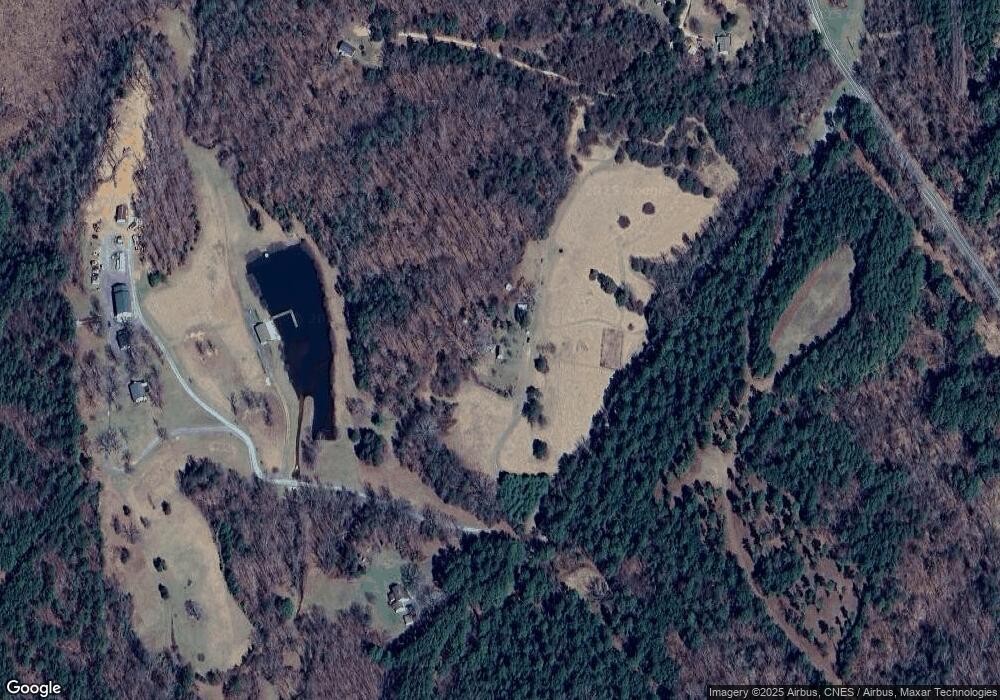 3136 Garland Ln, Charlottesville, VA 22902 - photo 1