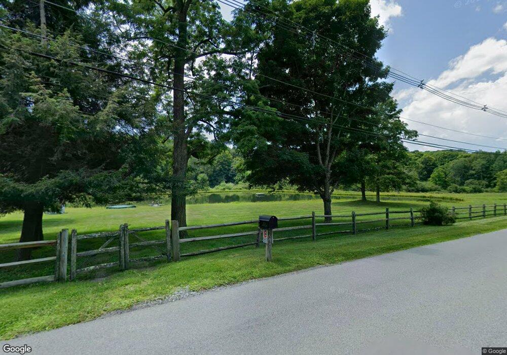 570 Pumpkin Ln, Clinton Corners, NY 12514 - photo 1