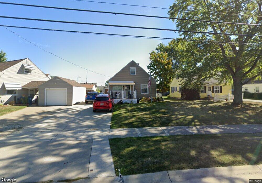 3743 Palm Ave, Lorain, OH 44055 - photo 1