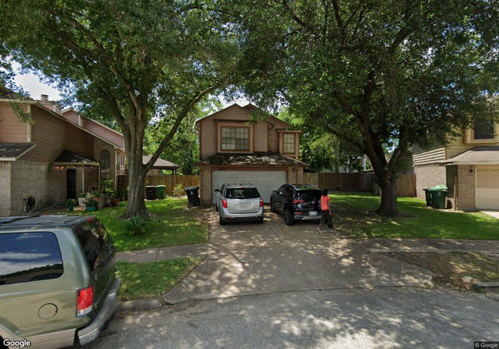 8827 Wild Basin Dr, Houston, TX 77088 - photo 1