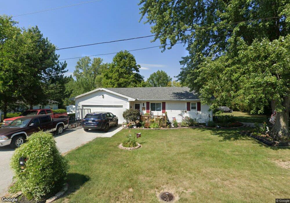 680 Powers Ave, Lima, OH 45801 - photo 1