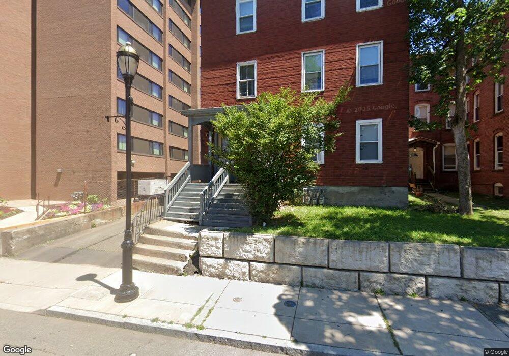 492 Broad St unit 2nd flr, Hartford, CT 06106 - photo 1