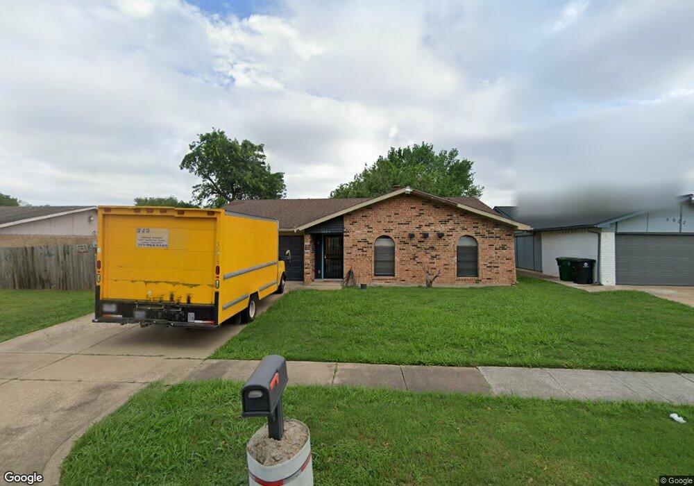 5606 W Ridgecreek Dr, Houston, TX 77053 - photo 1