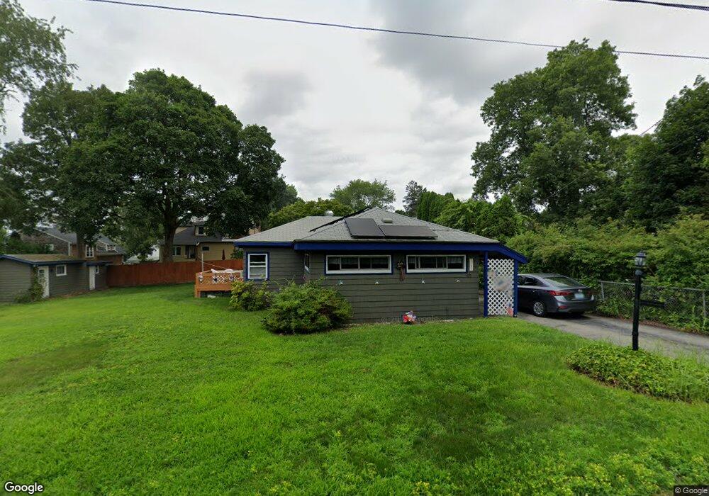 41 Peck Ave, Bristol, RI 02809 - photo 1