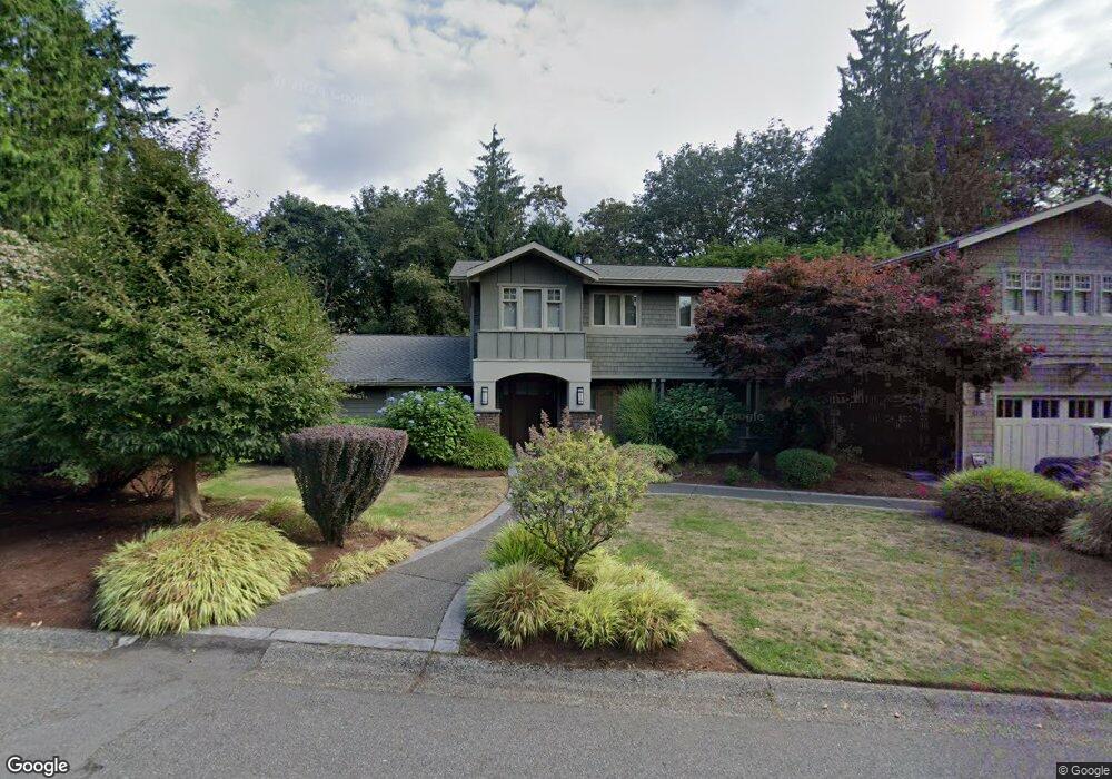 8830 SE 54th St, Mercer Island, WA 98040 - photo 1