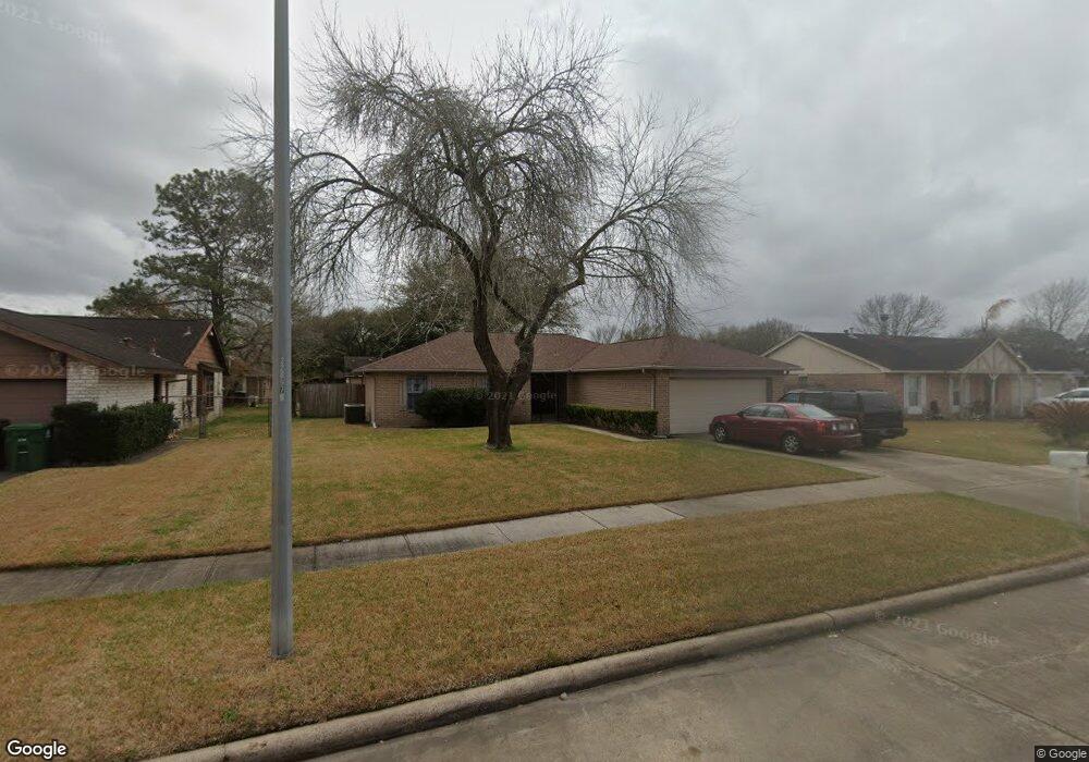 8430 Gulfwood Ln, Houston, TX 77075 - photo 1