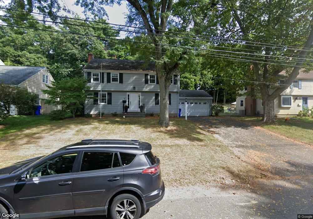 46 Walton Dr, West Hartford, CT 06107 - photo 1