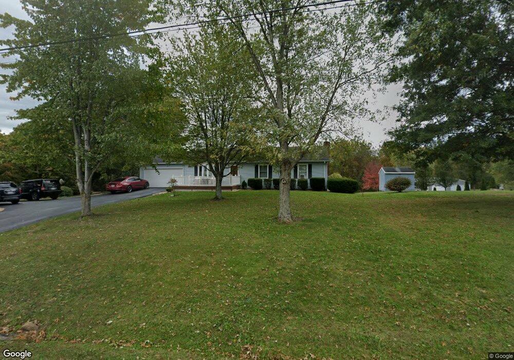 142 Kathys Ln, Hedgesville, WV 25427 - photo 1