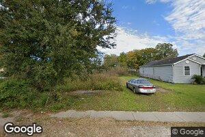 6017 Urquhart St, New Orleans, LA 70117