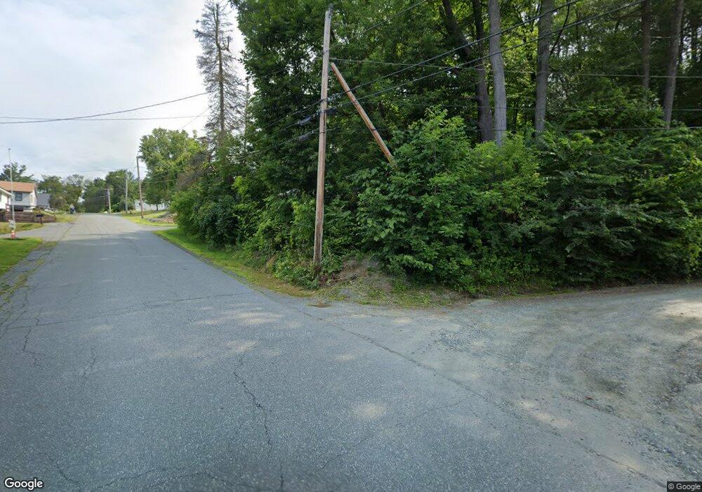 8 Stark Ln, Enfield, NH 03748 - photo 1