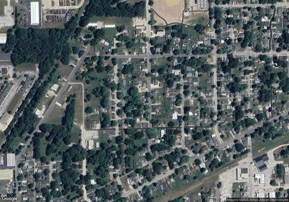 819 Hazel St, Auburn, IN 46706 - photo 1