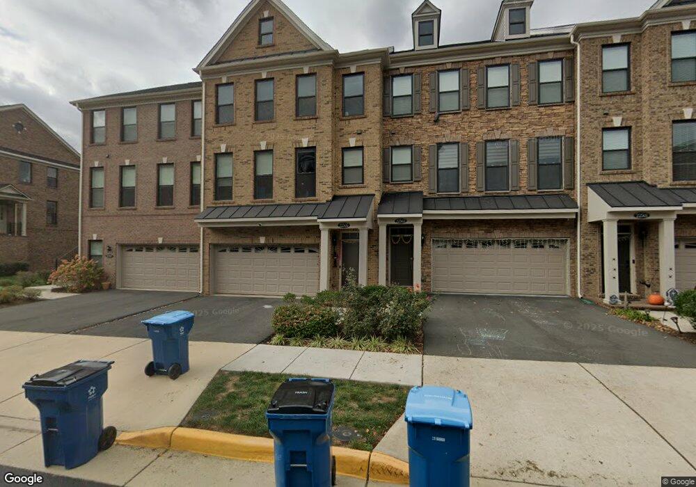 22505 Windsor Locks Square, Ashburn, VA 20148 - photo 1