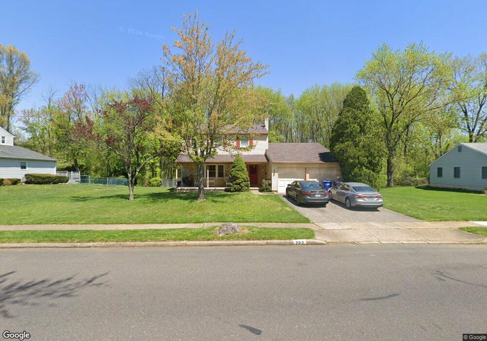 202 Swedes Run Dr, Delran, NJ 08075 - photo 1