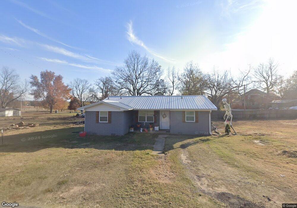 220 E Elm Ave, Eufaula, OK 74432 - photo 1