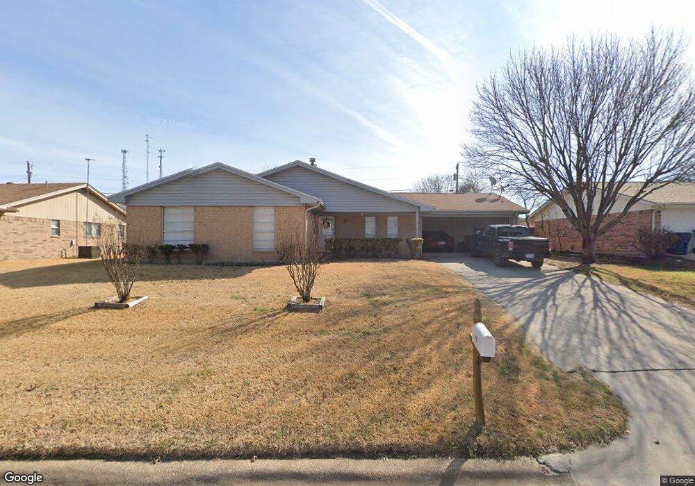 107 S Sendero Dr, Decatur, TX 76234 - photo 1