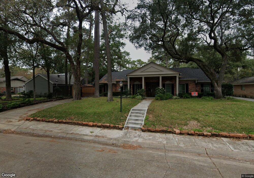 10018 Lynbrook Dr, Houston, TX 77042 - photo 1