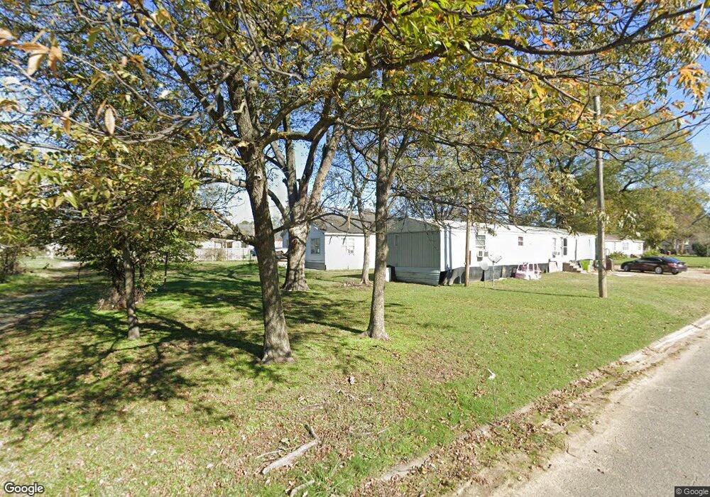 503 N Porter St, Stuttgart, AR 72160 - photo 1