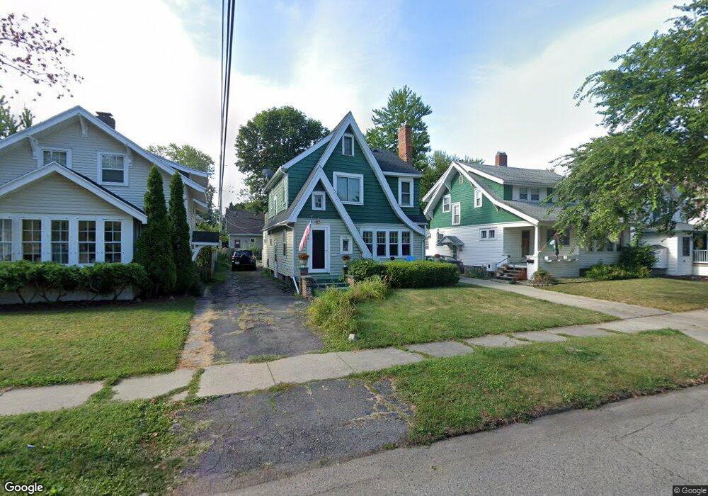 1709 N Genesee Dr, Lansing, MI 48915 - photo 1