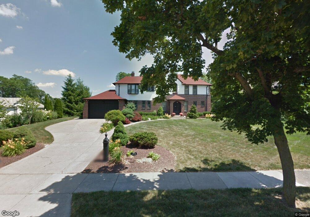 1405 Cambridge Rd, Lansing, MI 48911 - photo 1