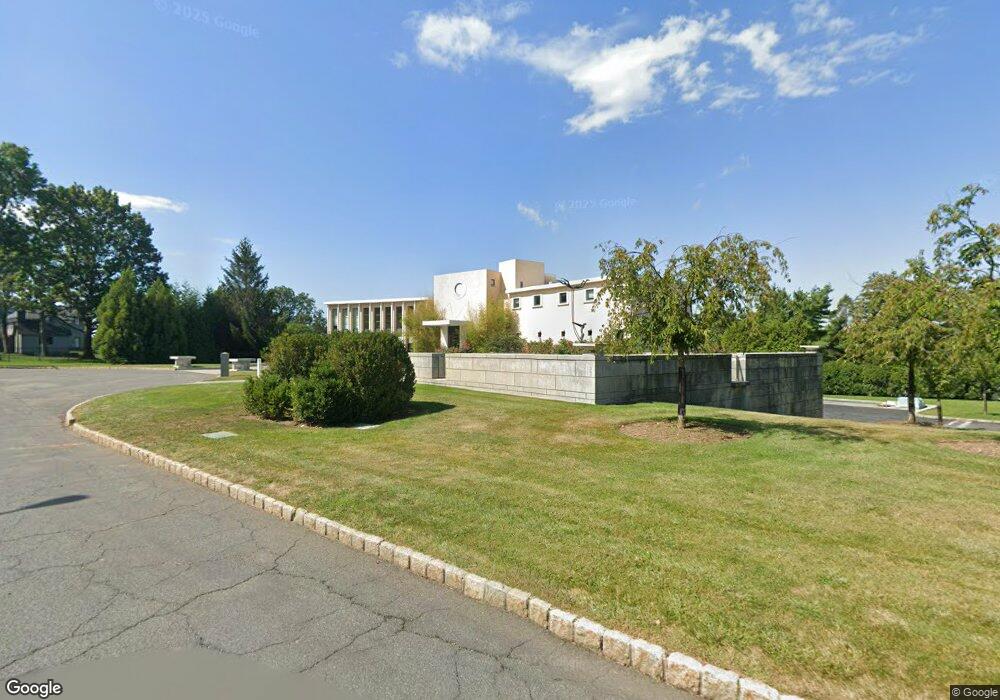 6 Windermere Ct, Livingston, NJ 07039 - photo 1