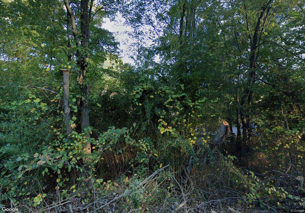 2348 Hunters Square Ct, Reston, VA 20191 - photo 1