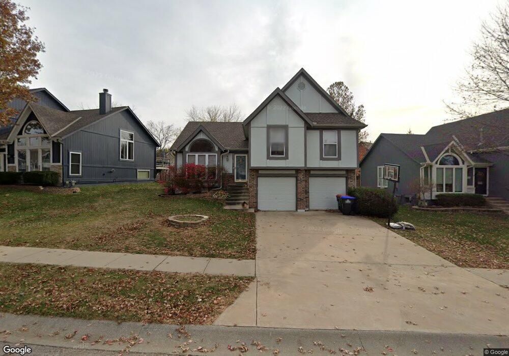 21707 W 53rd St, Shawnee, KS 66226 - photo 1