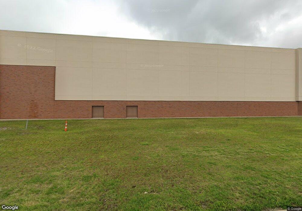 2700 Edgewood Rd SW unit 500, Cedar Rapids, IA 52404 - photo 1