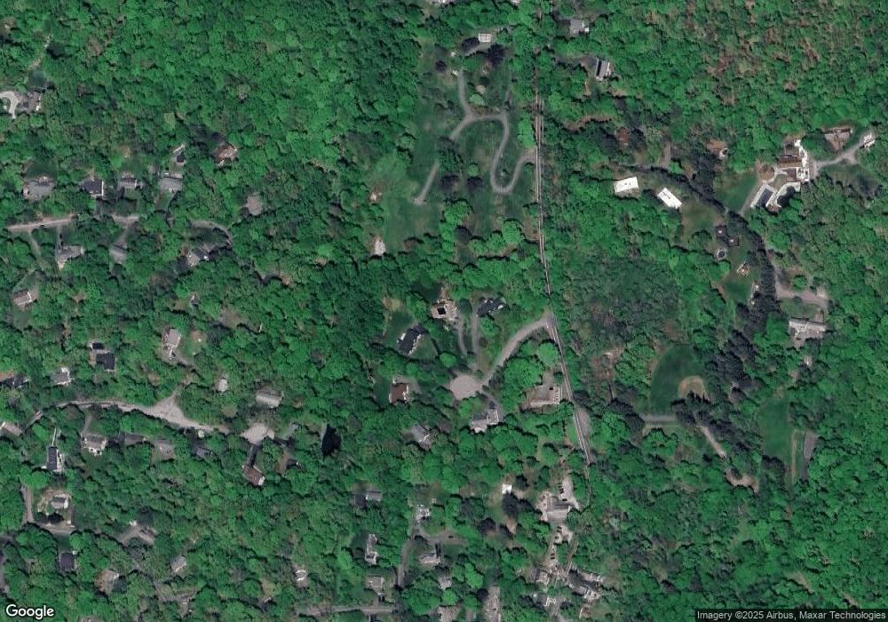 6 Crows Nest, Chappaqua, NY 10514 - photo 1