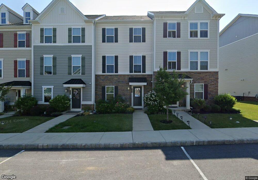 209 Quarry Point Rd, Malvern, PA 19355 - photo 1