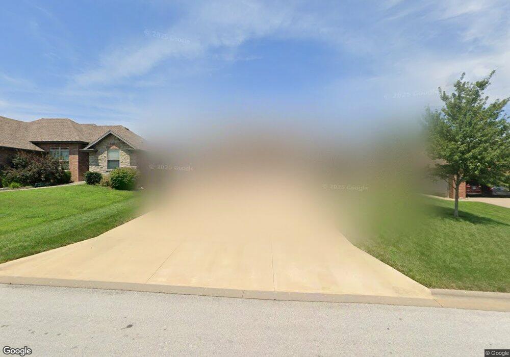 853 E Roubidoux St, Nixa, MO 65714 - photo 1