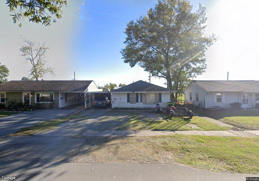 417 W 20th St, Stuttgart, AR 72160 - photo 1