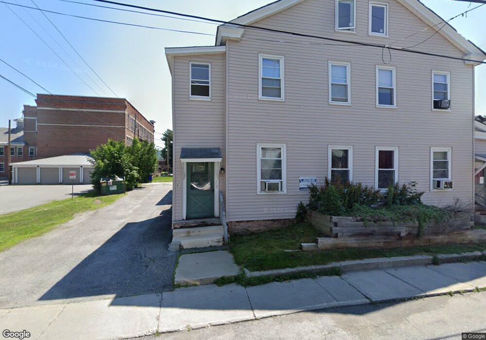 42 Pearl St unit 3, Claremont, NH 03743 - photo 1