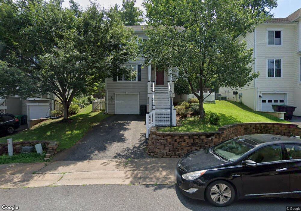 1104 St Charles Ct, Charlottesville, VA 22901 - photo 1