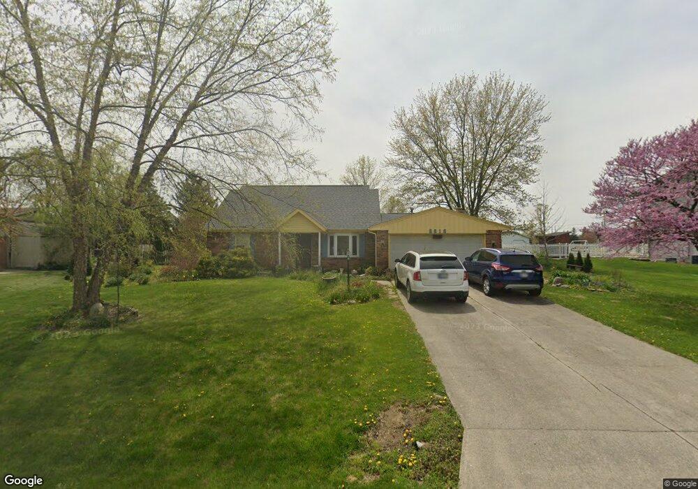 8616 Multirose Ln, Leo, IN 46765 - photo 1