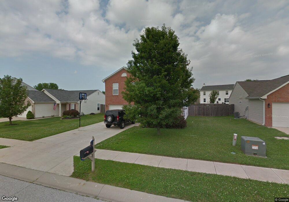 2124 Meadow Glen Blvd, Franklin, IN 46131 - photo 1