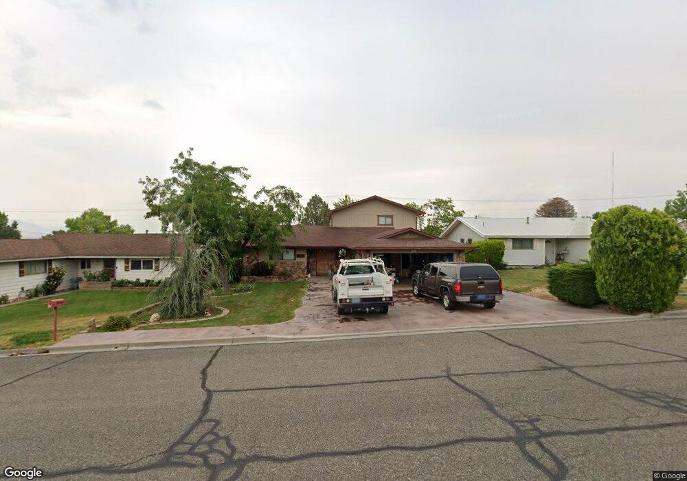 2045 Melarkey St, Winnemucca, NV 89445 - photo 1