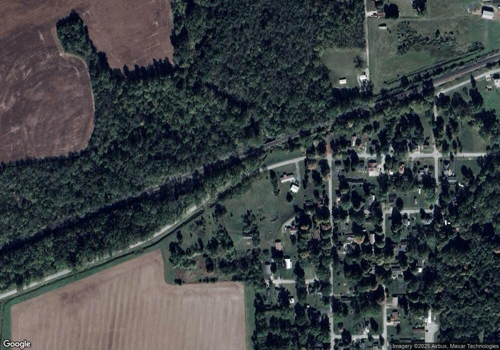 333 W Mckeever St, Andrews, IN 46702 - photo 1