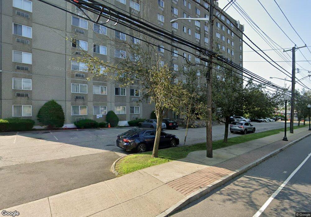 120 Huntington Turnpike unit 908, Bridgeport, CT 06610 - photo 1